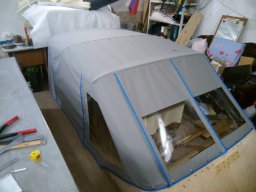 ход-й тент и дуги на макете катера готовый к отправке в Салехард (7)