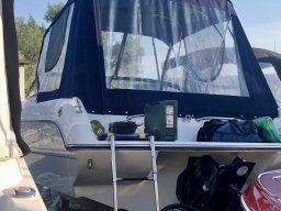 Ходовой разборный тент на катер Stingray 220 Cs