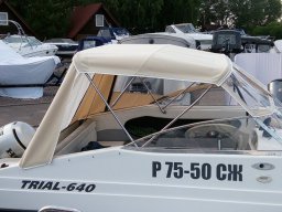 частично собранный тент