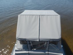 Ходовой тент на катер UMS-450