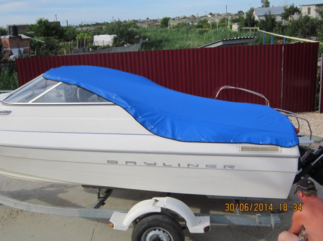 Стояночный тент на катер Bayliner 1952